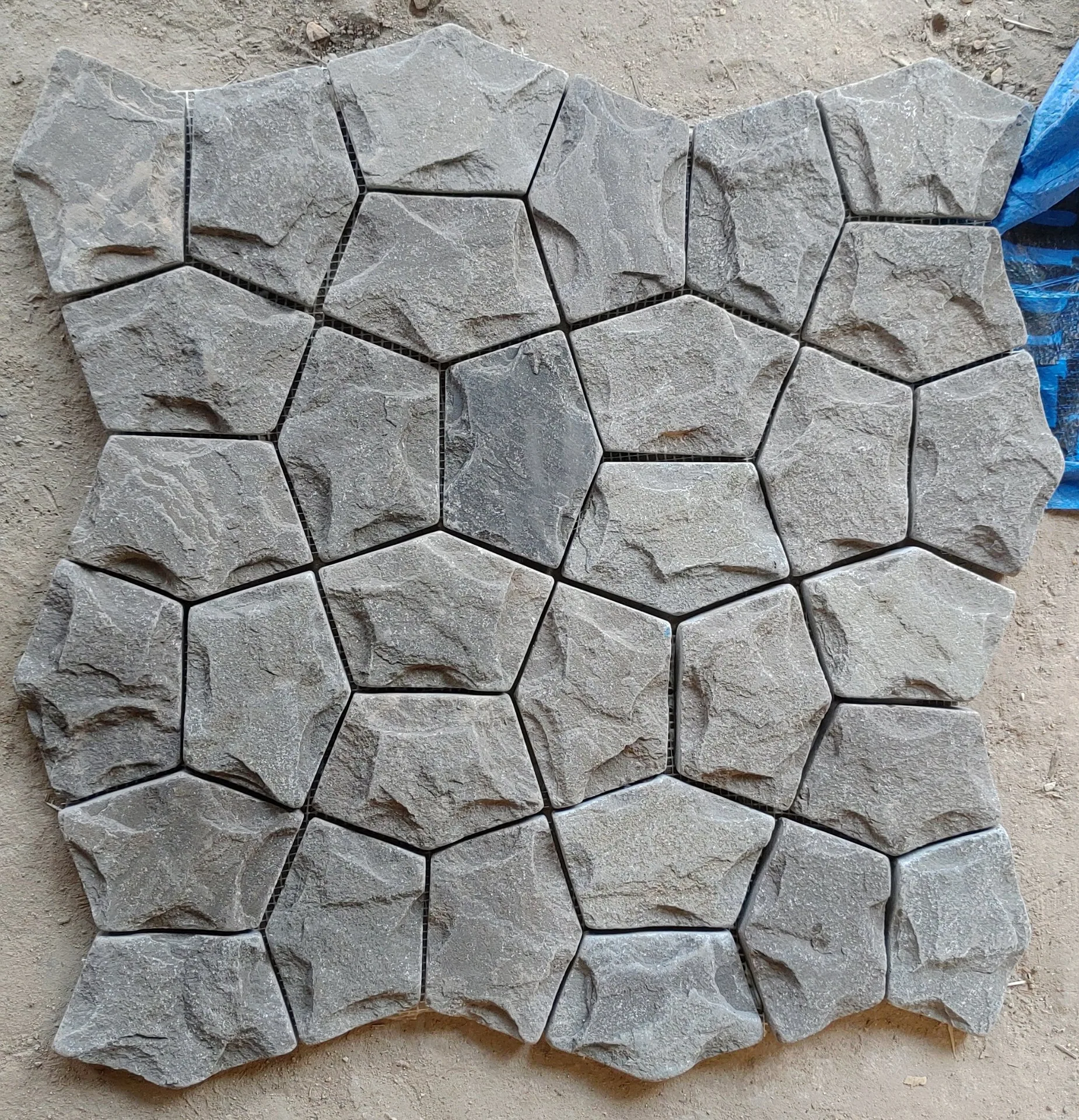 Flagstone Cladding view 13